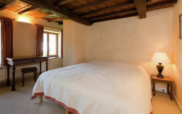 Cozy Holiday House near La Roche