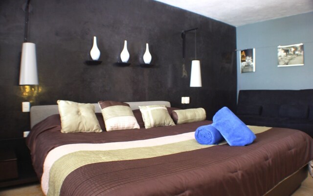 Ocean Plaza Condos by Rentals Your Way