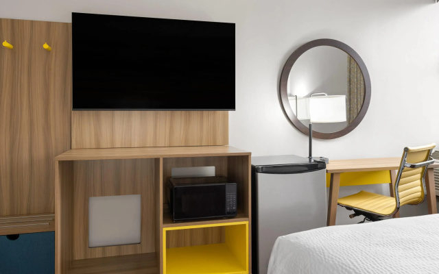 Days Inn by Wyndham Hagerstown I-70
