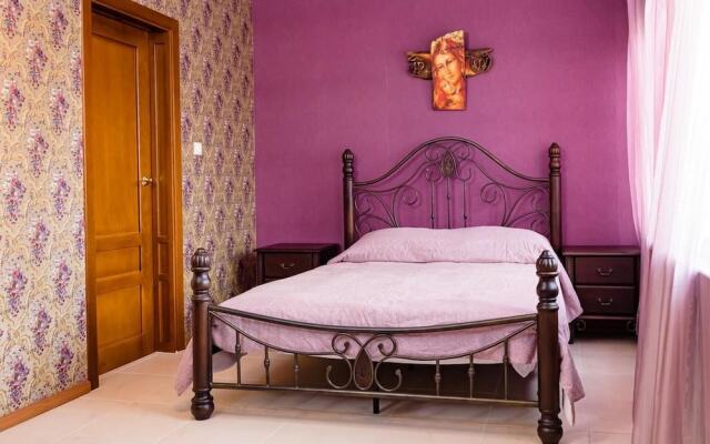 Meta Beach Budjet Hotel