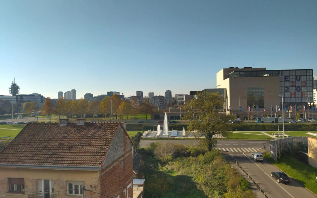 Fountain View Apartment