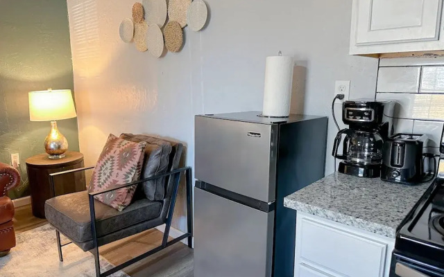 Serene 1BR Escape Near Bricktown - 32A