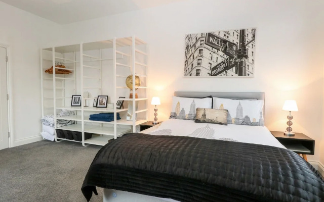 Apartment 7