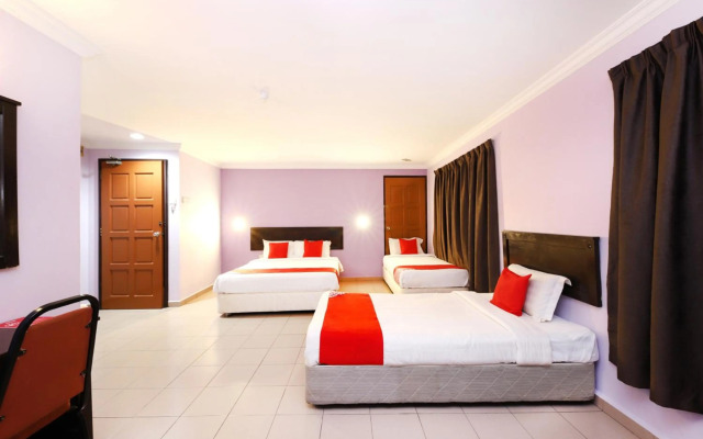 Super OYO 473 Comfort Hotel 2