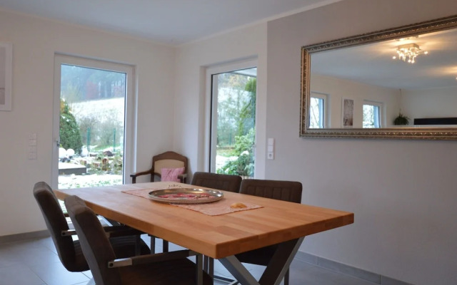 Charming Apartment in Weinsheim with Garden