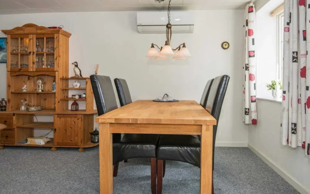 6 Person Holiday Home in Bredebro