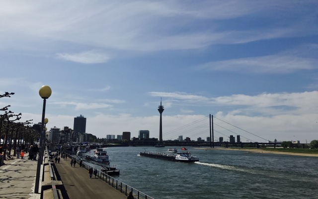 Holiday Inn Dusseldorf - Hafen