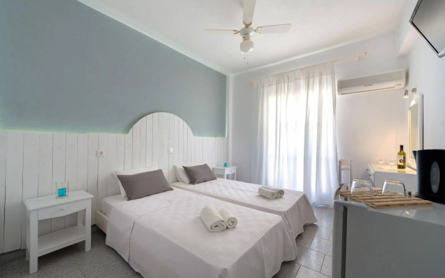 Ikaros Hotel