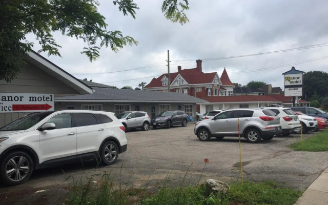 Manor Motel