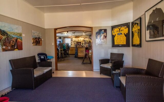 Waipiata Country Hotel