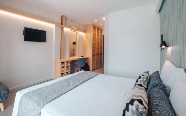 Minoa Hotel