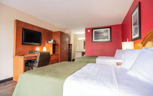 Reidsville Inn & Suites