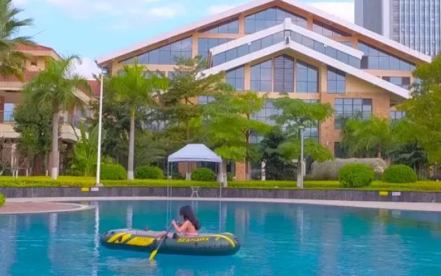 Diannan Green Lake View Hotel
