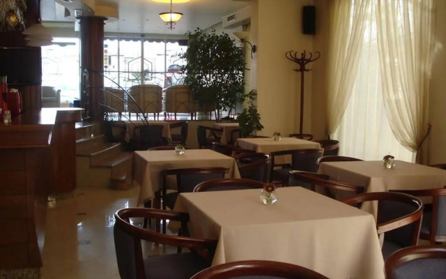 Kapri Hotel