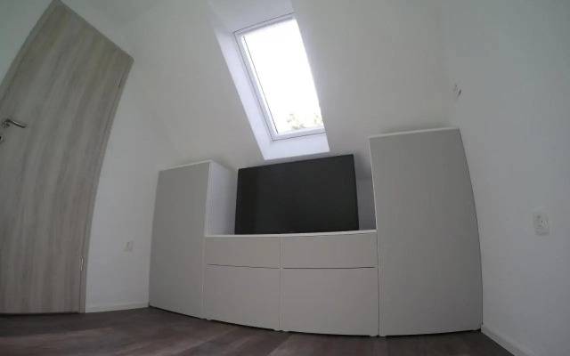 Jack's Apartments