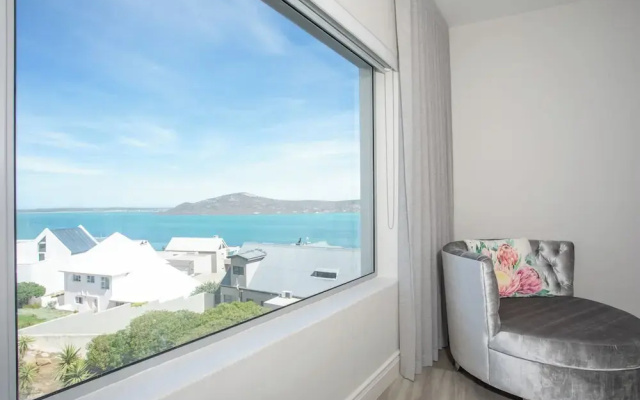 The View Langebaan with Heated Pool