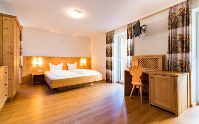 Adler Hotel-Pension 3 Sterne