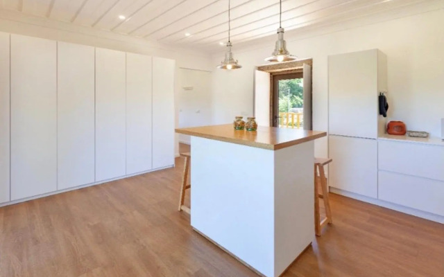 Mariana's HeartMade House