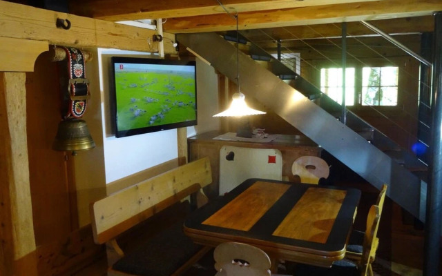 Karis Sch r Lenk in Lenk