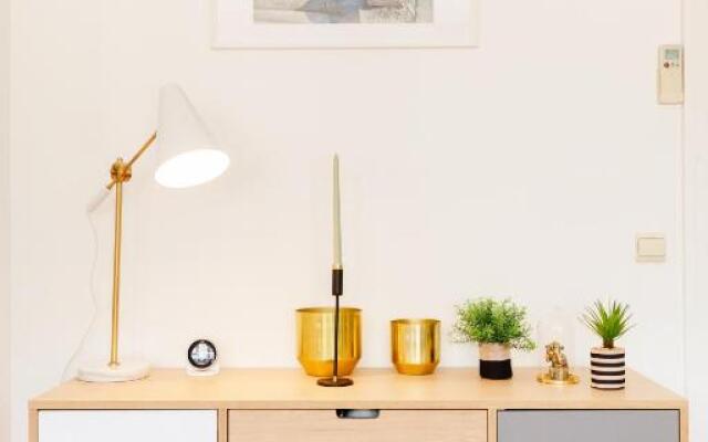 Luxury Apart' MONS City Center with Terrace