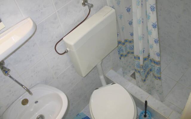 Ribareva Kuca 18 M Od Plaze Studio Apartman Za 2