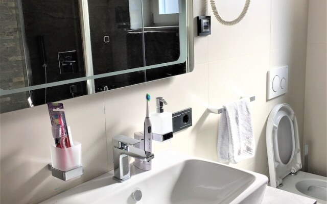 Apartment 4 Holiday - Apartment Aika