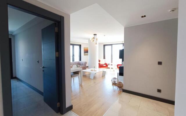 Luxury Fully Equipped 3BR 2BA Apartment by Siena Suites