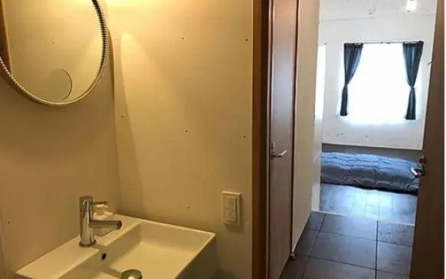 ゴールデンマイルホステル３Ｆ完全個室Aタイプ – Bathroom – Amami