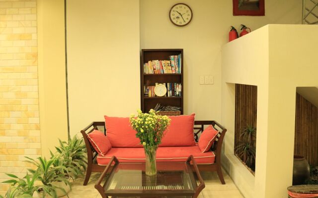 Palmo Service Apartment 1