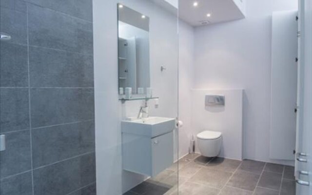 Minimal Sea View Maisonette