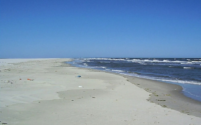 Holiday Home With Private Garden by the sea