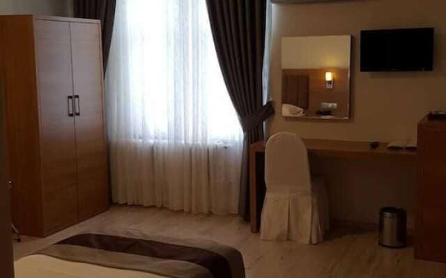 Engin Hotel