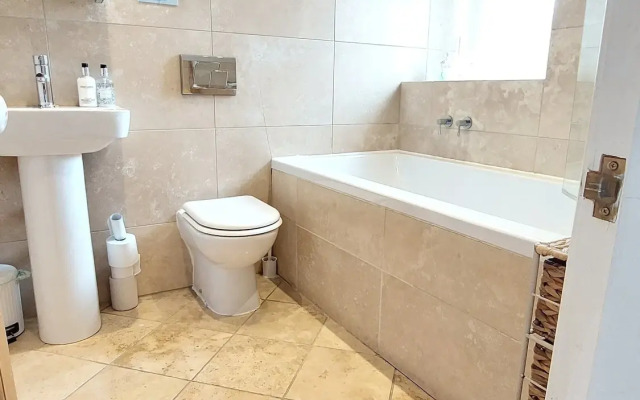 Invergarry Room Only Guest House