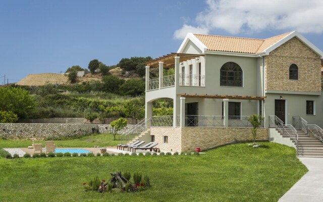 Filon Ktima Beachfront Upscale Villa