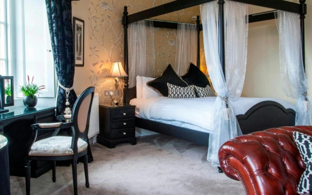 Coul House Hotel