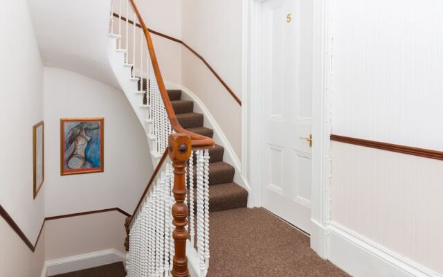 Strathdon Guest House