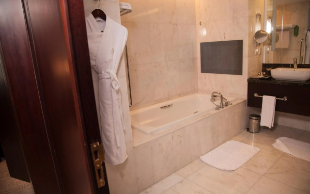 Bab Al Qasr Residence
