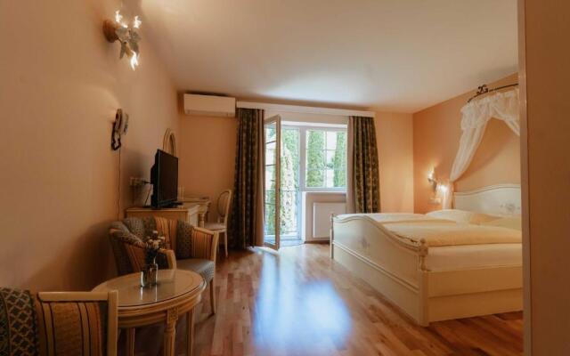 Schlossl Hotel Kindl