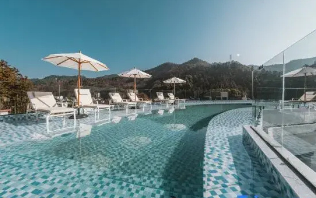 At The Moment Resort By Jingdezhen