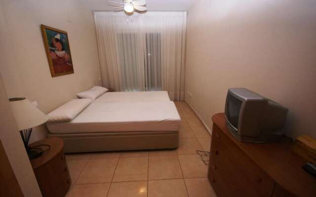 Puerto Romano Las Marinas