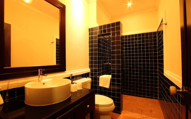 Le Luxe Boutique Hotel
