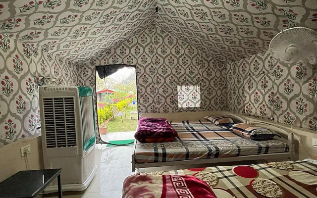 Royal Green Resort and Camps