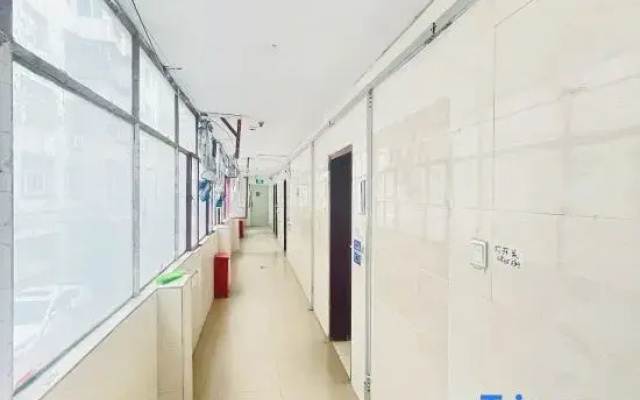 Urumqi Xingrong Hostel