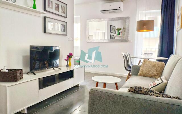 Holiday apartment near the seafront Aircon and Wi-fi