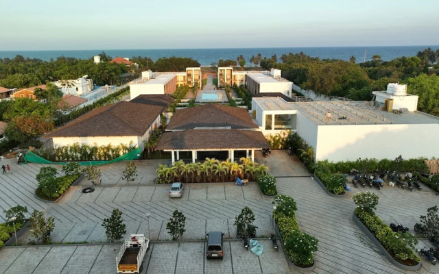 The Shore Trishvam