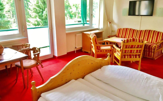 ALMHOF KITZLODGE *** Zimmer Suiten Apartments
