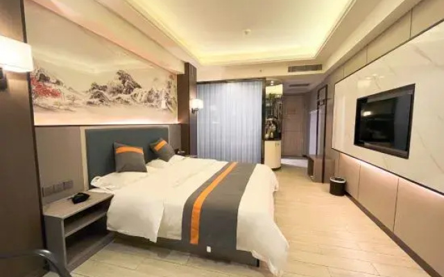 Grand Hyatt Century Hotel (Xinning Automobile West Station Branch)