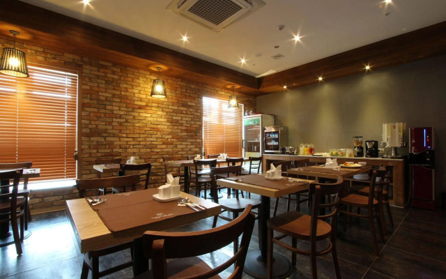 Hotel Bella Dongtan