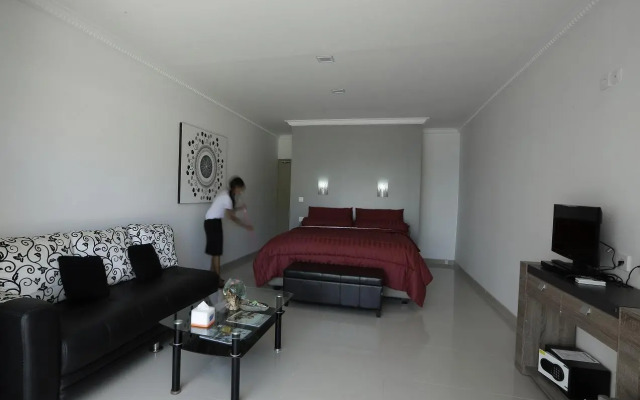 Silver Fern Beach Retreat