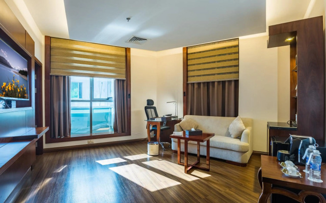 Golden Tulip Headington Ruwi